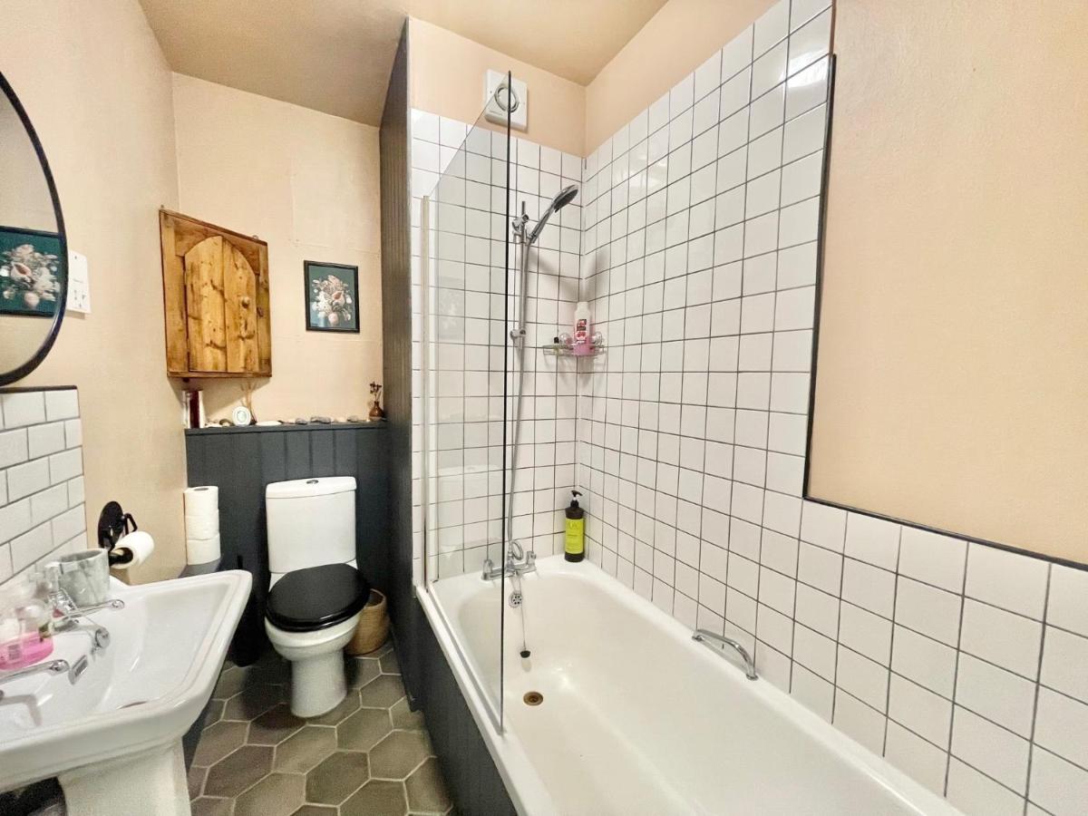 Stunning 2 Bed With Sea View In Hastings Old Town Apartment Exterior photo