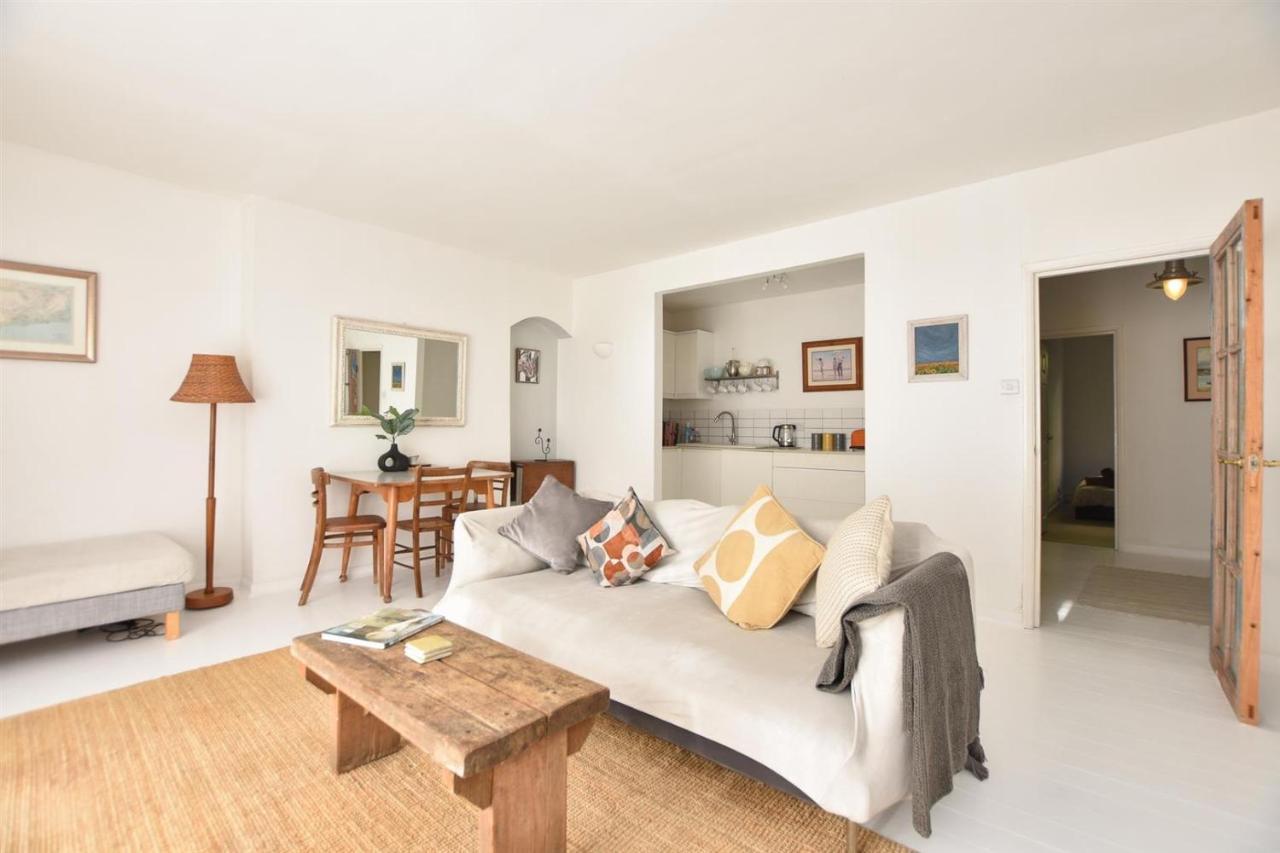 Stunning 2 Bed With Sea View In Hastings Old Town Apartment Exterior photo